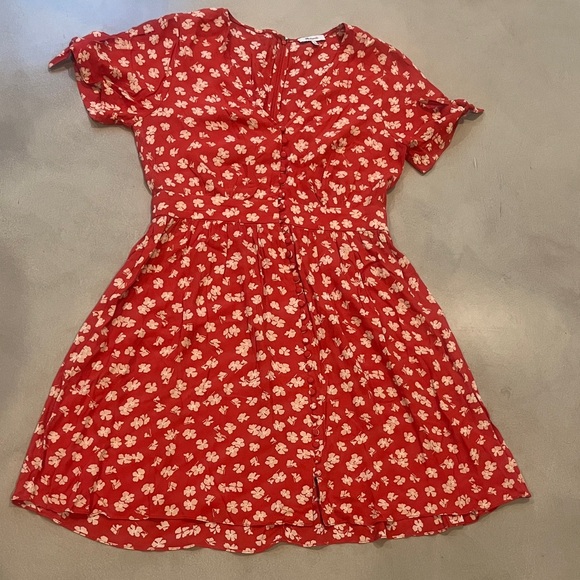 Madewell Dresses & Skirts - Button-Front Tie-Sleeve Retro Dress in Happy Hibiscus